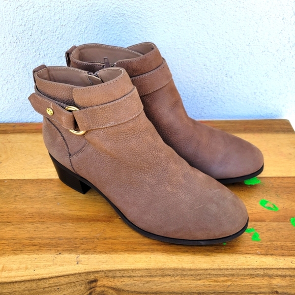 New Giani Bernini Memory Foam Putneyy Taupe Ankle boots Women's Size 7.5 - Picture 8 of 16